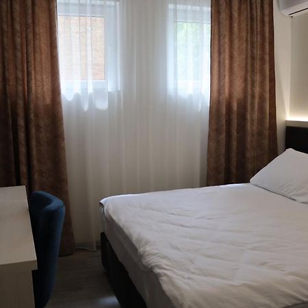 Ferienwohnung DM Sobe Tuzla Exterior foto